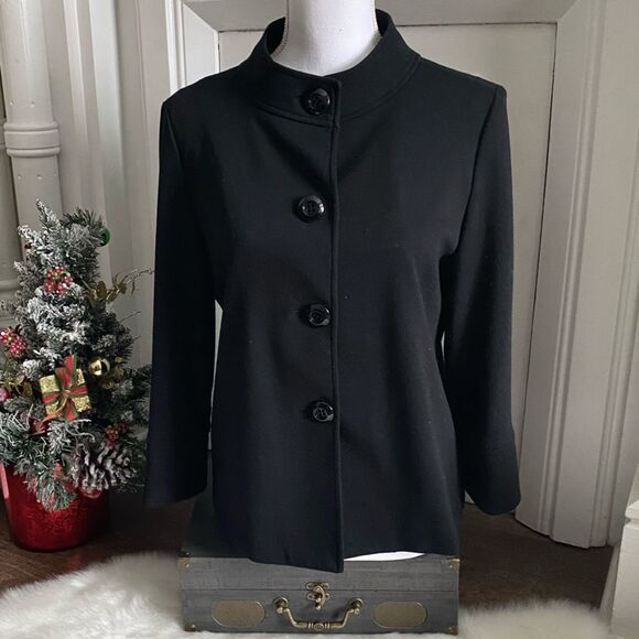 M Collection Solid Black Button Down Blazer - EUC - Size S - Picture 3 of 7